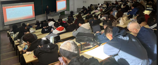 1736233880565978.png 1直属教学点面授现场.png